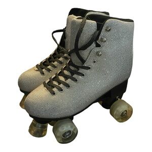 Poster Girl Women’s 10 Billionaire Bling Roller Skates from Dolls Kill